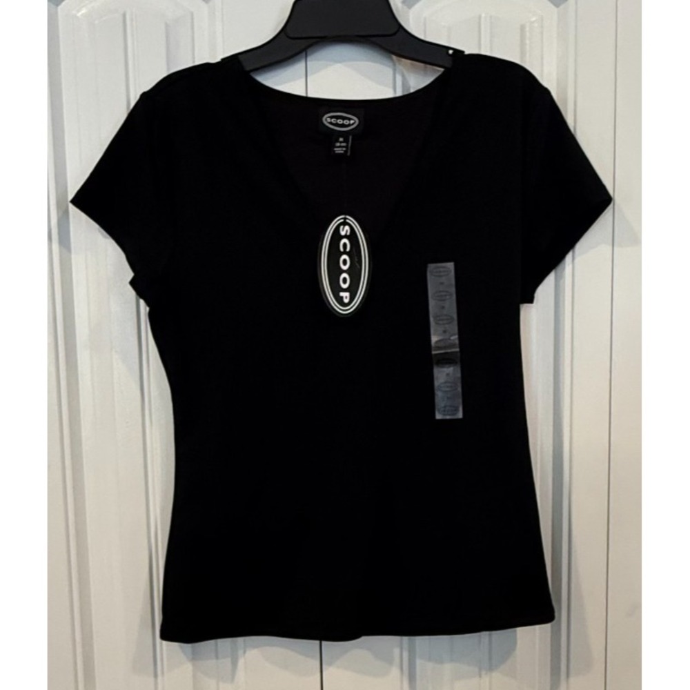 Scoop Women's Black V Neck Short Sleeve T Shirt Basic Casual M 8-10 NWT
